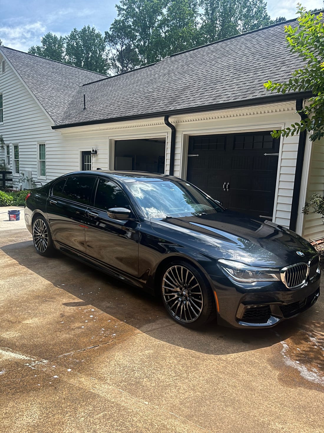 7 Series, the gloss brought back by Peachtree Mobile Detail, Atlanta